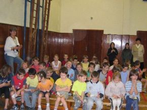 1.stupeň před mikulášskou nadílkou sportoval a soutěžil.